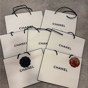 CHANEL White Shopping Bag (Set of 7)